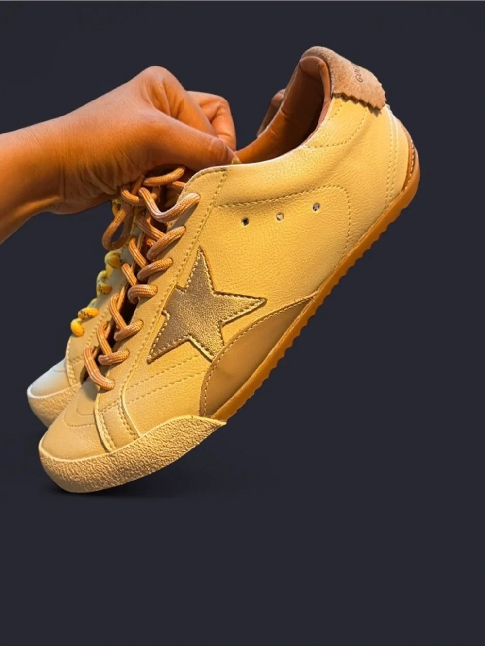 Golden Goose Kids Beige Sneakers with Yellow Laces - Picture 2 of 5